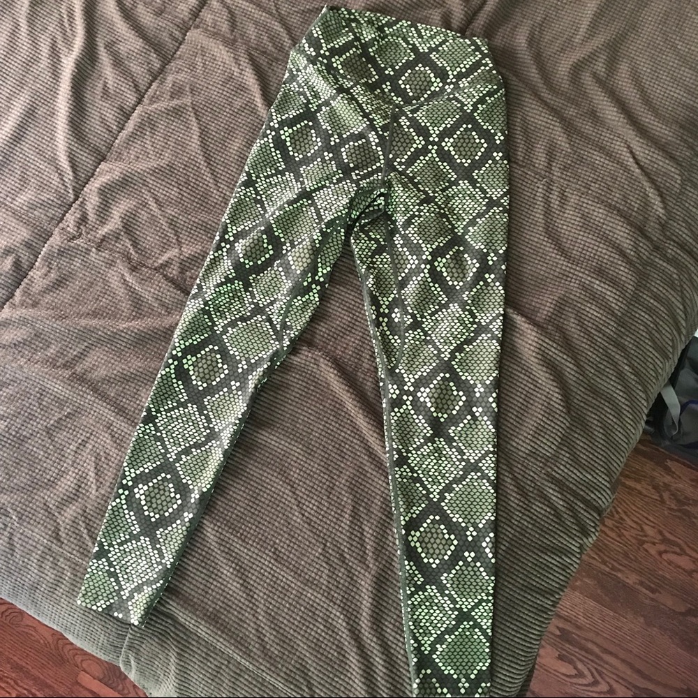Balance Athletica LIMITED EDITION Leggings